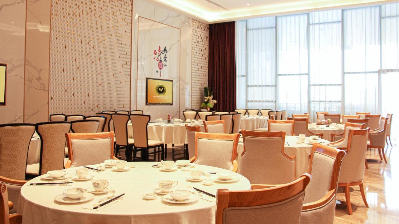 Won Majestic Hotel Cambodia สีหนุวิลล์ ภายนอก รูปภาพ