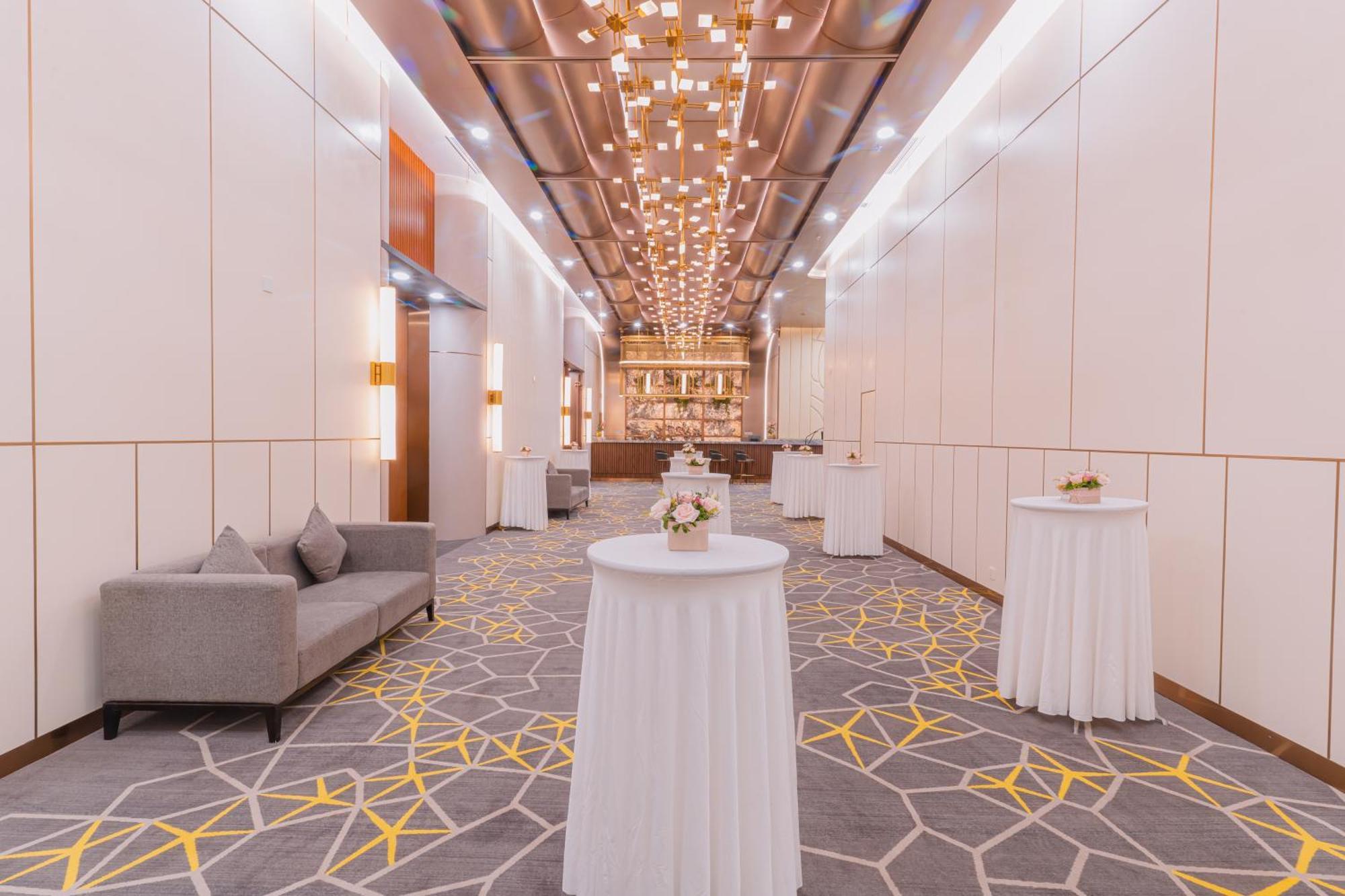 Won Majestic Hotel Cambodia สีหนุวิลล์ ภายนอก รูปภาพ